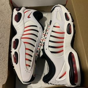 Nike Air Max Tailwind IV